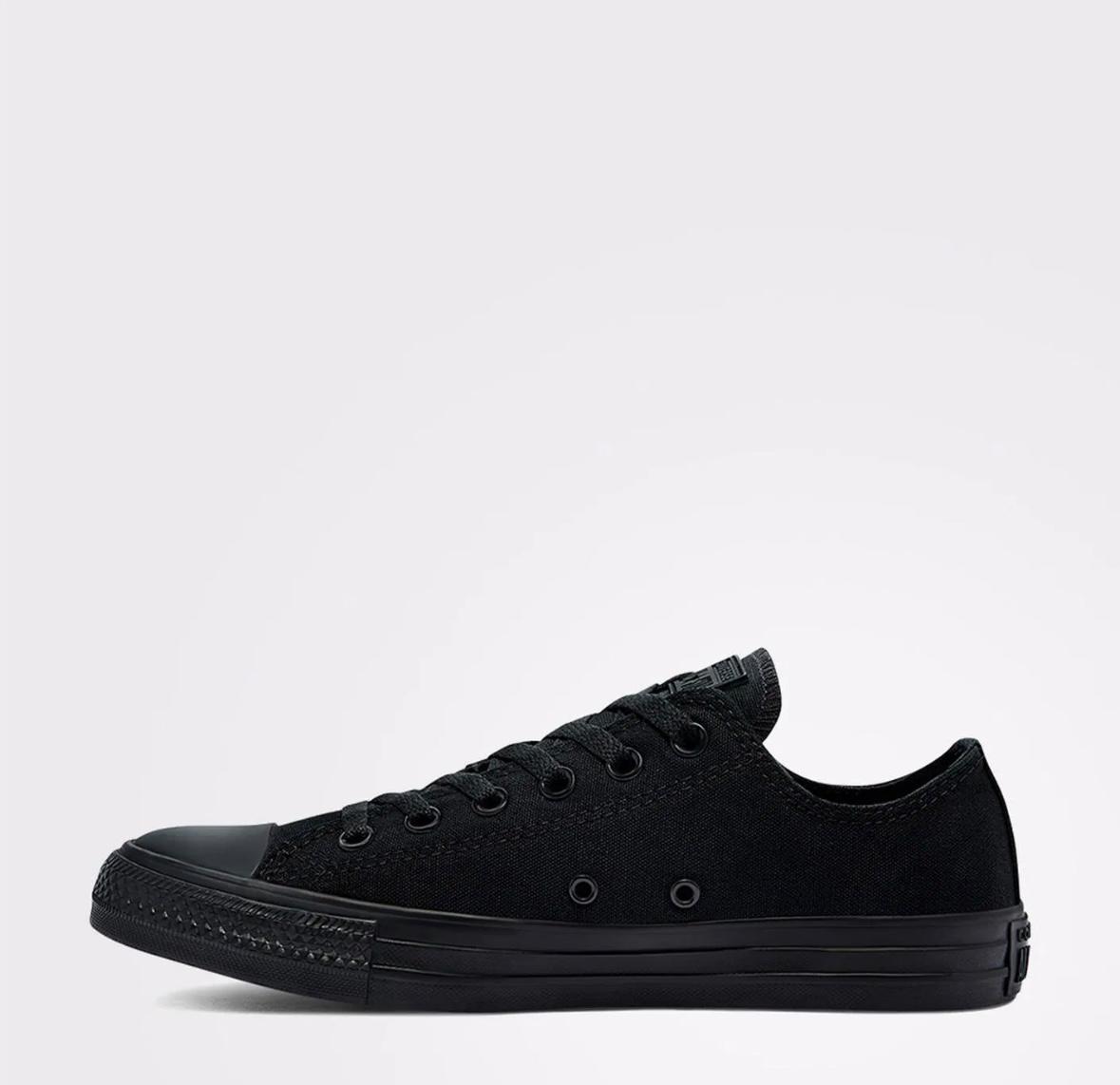 Converse All Black Low-Top