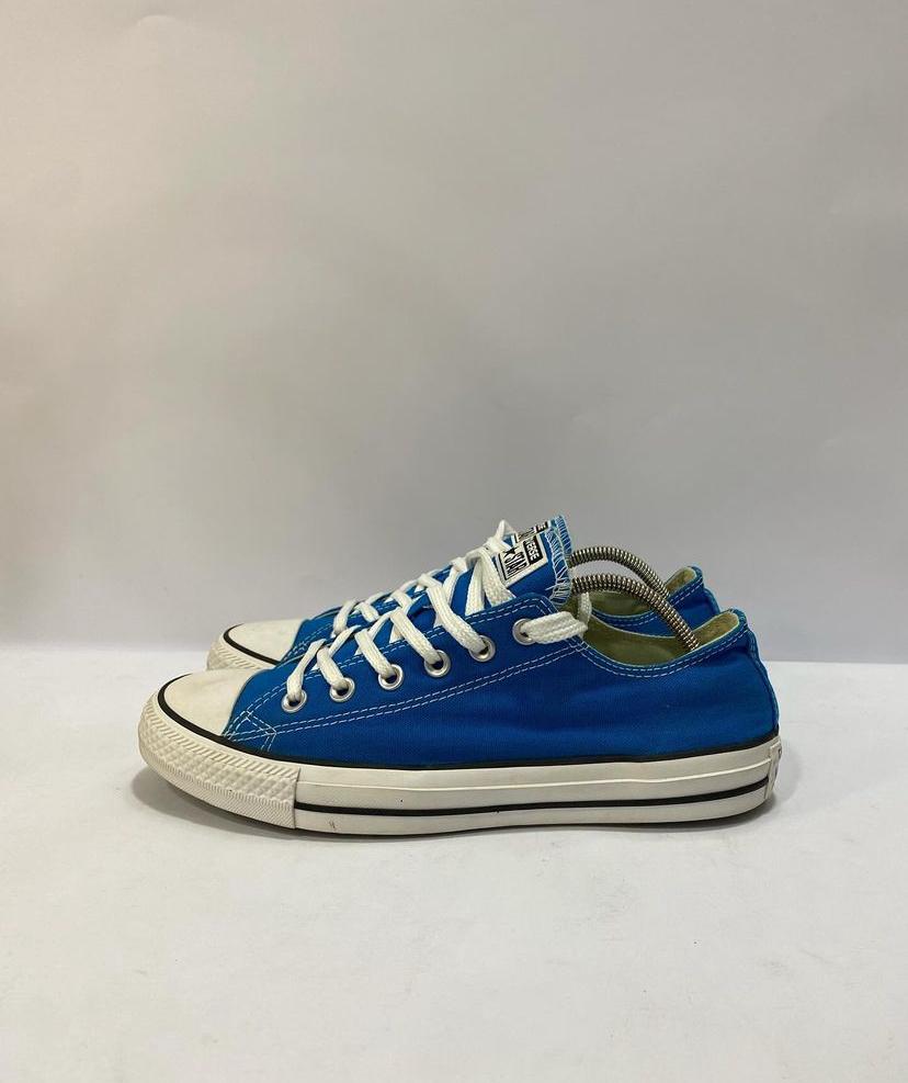 Converse Blue Low-Top