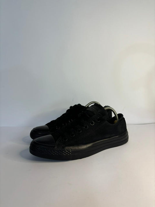 Converse All Black Low-Top