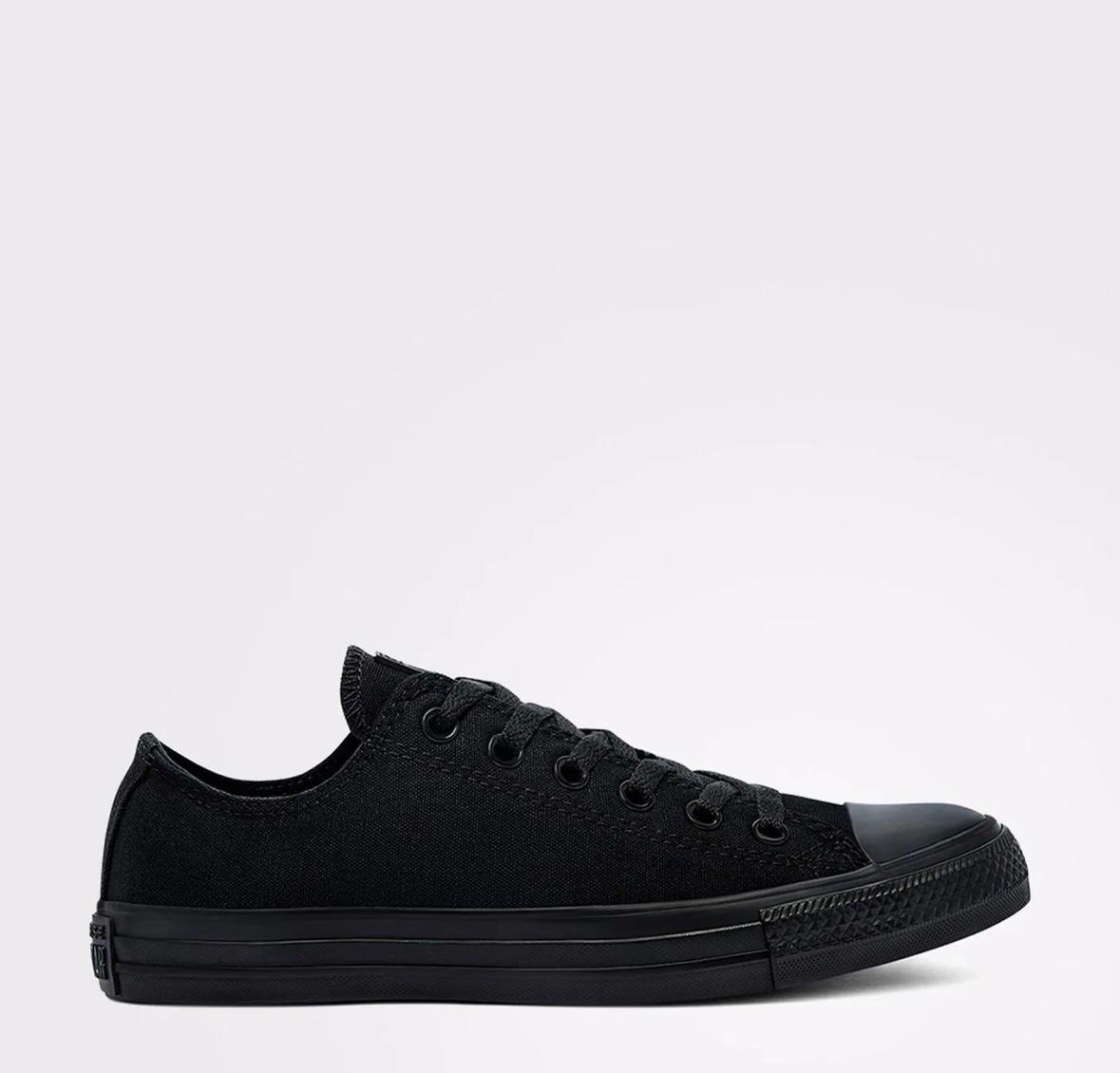 Converse All Black Low-Top