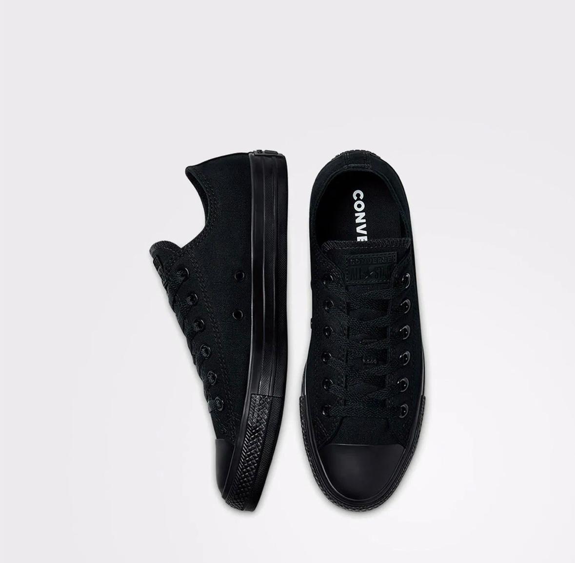 Converse All Black Low-Top